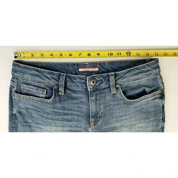 Tommy Hilfiger Size 2 Women's Boyfriend Embroidered Pocket Logo Blue Denim Jeans - Picture 3 of 12